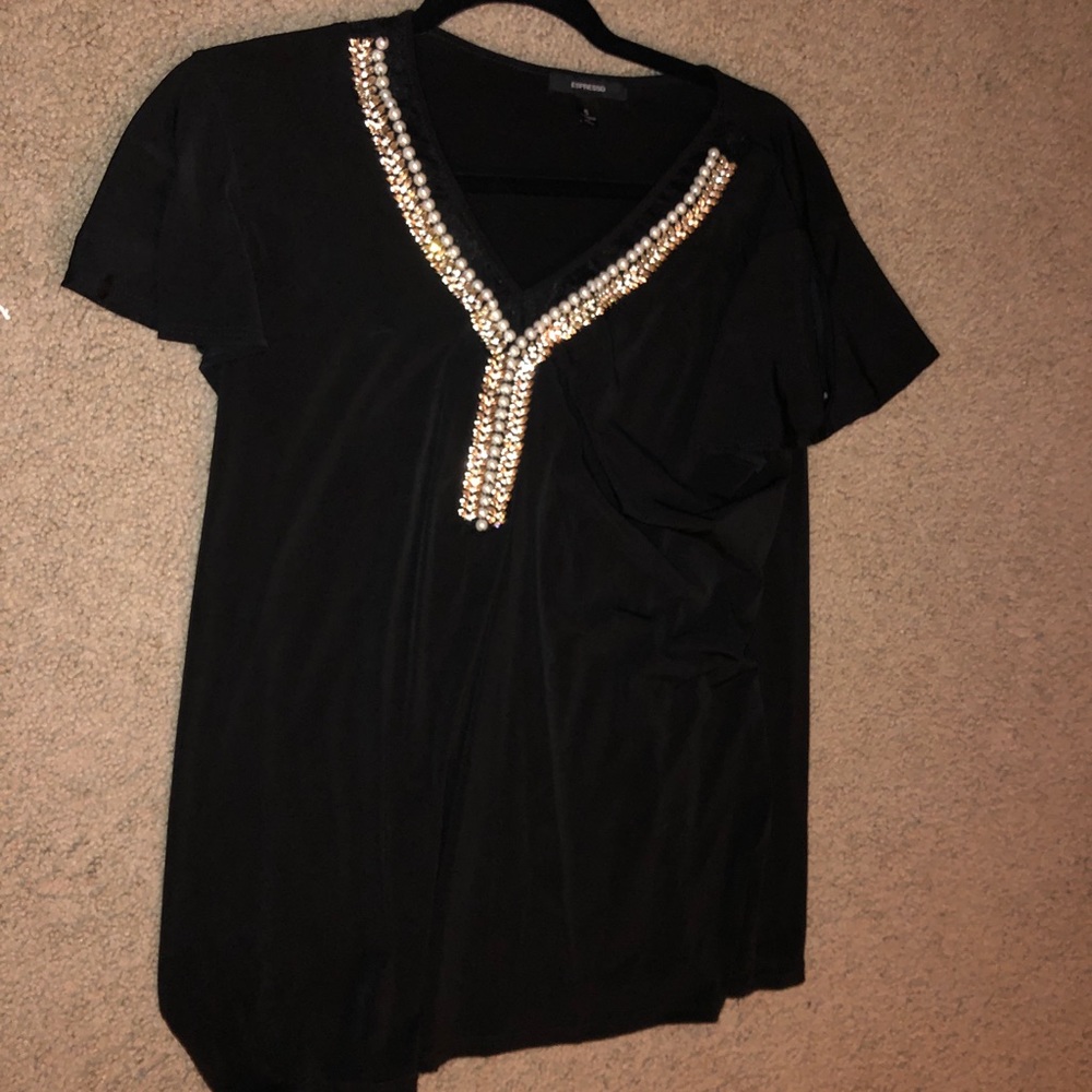 Black t-shirt